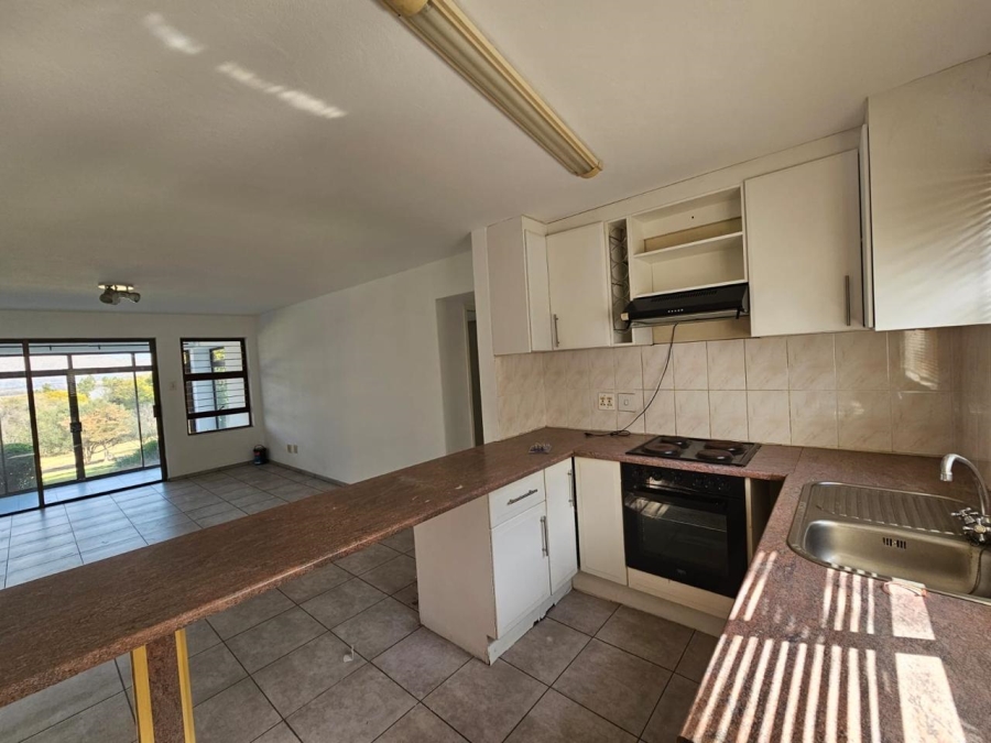 To Let 2 Bedroom Property for Rent in Mount Kos North West